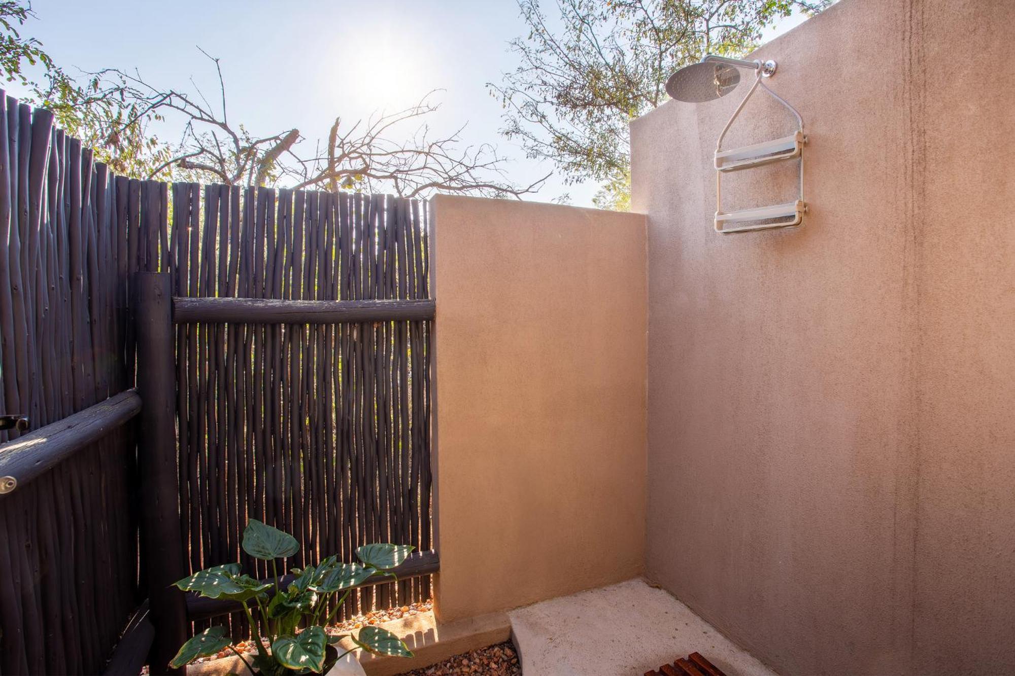 Moya Safari Villa Hoedspruit Exterior photo